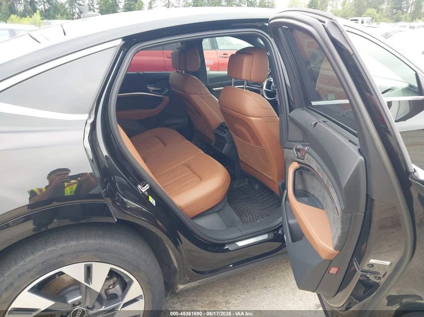 Audi E-Tron Sportback Prestige Quattro, снимка 8 - Автомобили и джипове - 55140028
