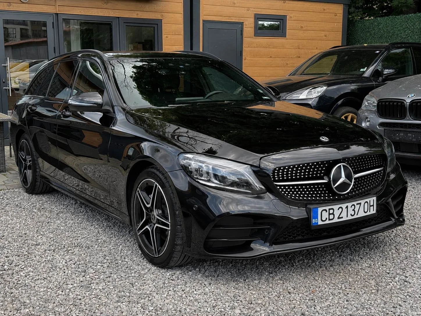 Mercedes-Benz C 220 CDI/AMG/4matic/Facelift/194hp/Панорама/Обдухване, снимка 3 - Автомобили и джипове - 55422789
