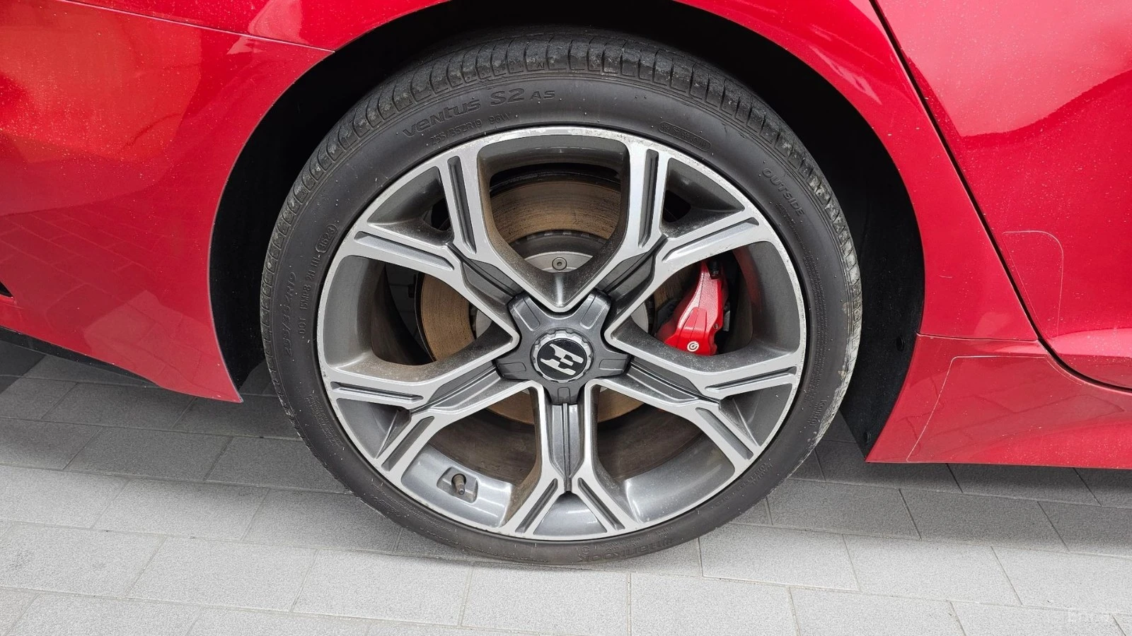 Kia Stinger 3.3* TURBO* AWD* GT* DISTRONIC* 360* ОБДУХ* , снимка 16 - Автомобили и джипове - 55563322