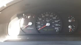 Kia Sorento 2 БРОЯ2.5CRDI-140ks-АВТОМАТ-РЪЧНИ СКОРОСТИ, снимка 15