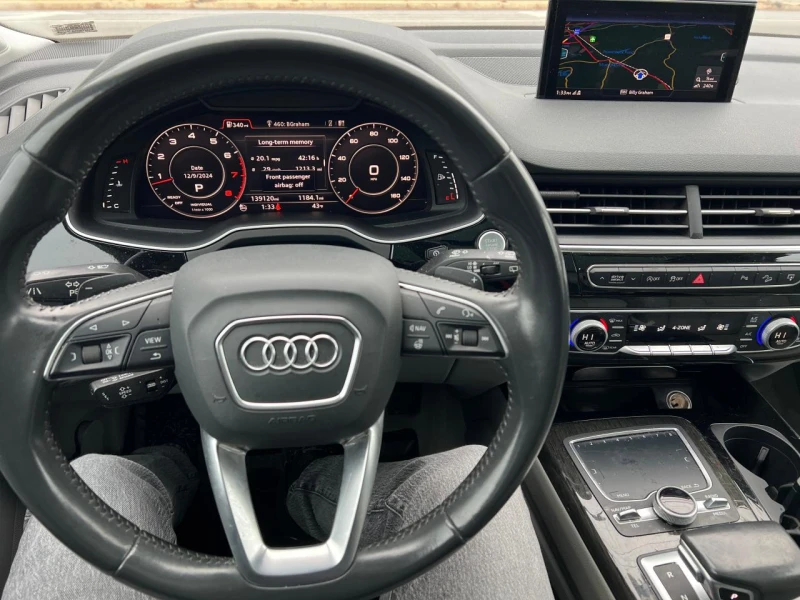 Audi Q7 DIGITAL/PANORAMA/KEYLESS/LANE ASSIST/ПОДГРЕВ/7МЕСТ, снимка 7 - Автомобили и джипове - 48314513