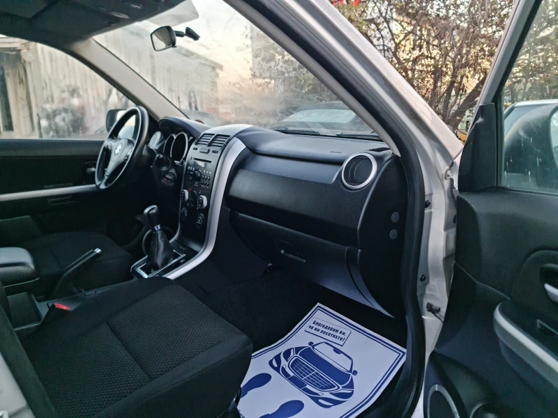 Suzuki Grand vitara FACCE LIFT, снимка 11 - Автомобили и джипове - 48645335