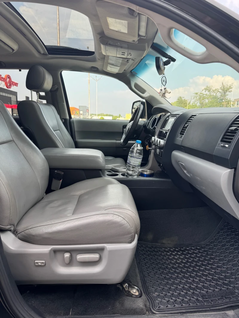 Toyota Sequoia Limited 5.7i V8 7+ 1 AWD LPG, снимка 8 - Автомобили и джипове - 51183784