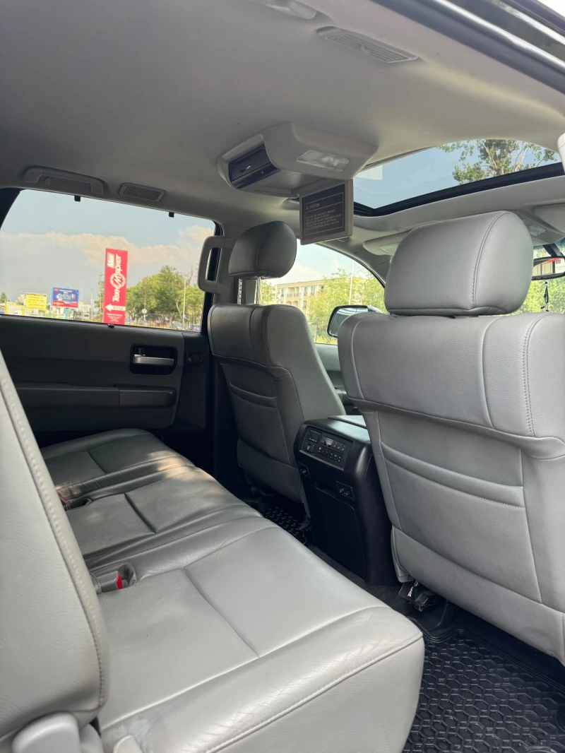 Toyota Sequoia Limited 5.7i V8 7+ 1 AWD LPG, снимка 9 - Автомобили и джипове - 51183784