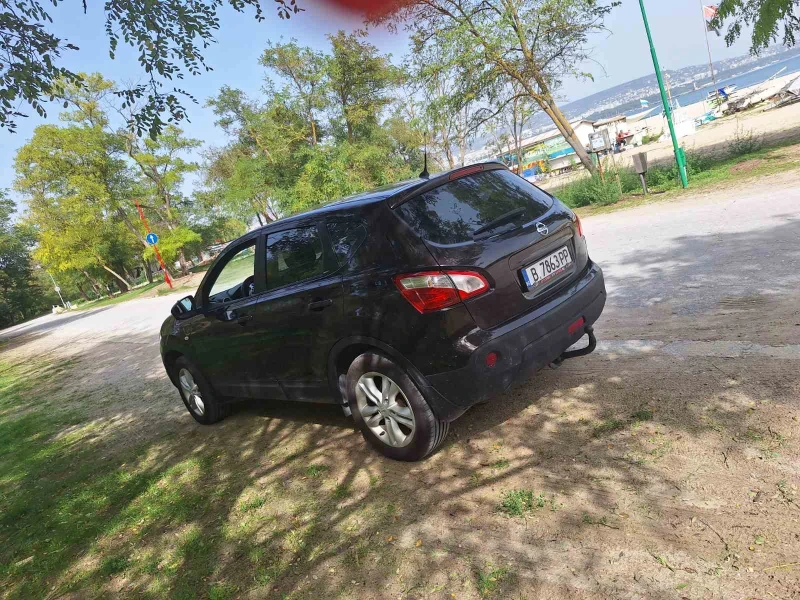 Nissan Qashqai, снимка 10 - Автомобили и джипове - 51951640