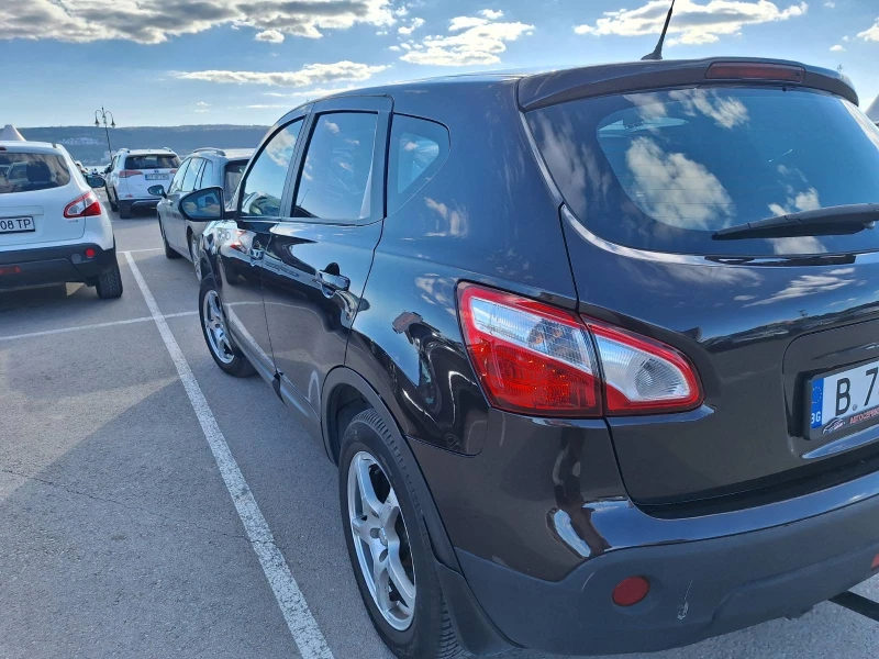 Nissan Qashqai, снимка 4 - Автомобили и джипове - 51951640