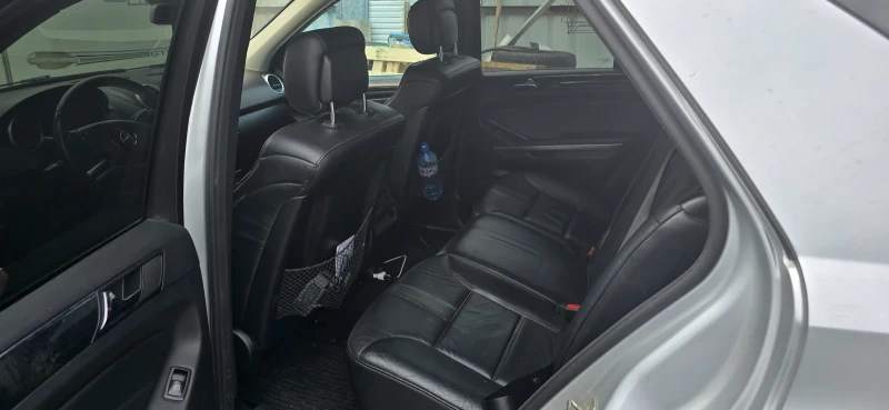 Mercedes-Benz ML 320, снимка 6 - Автомобили и джипове - 52454893