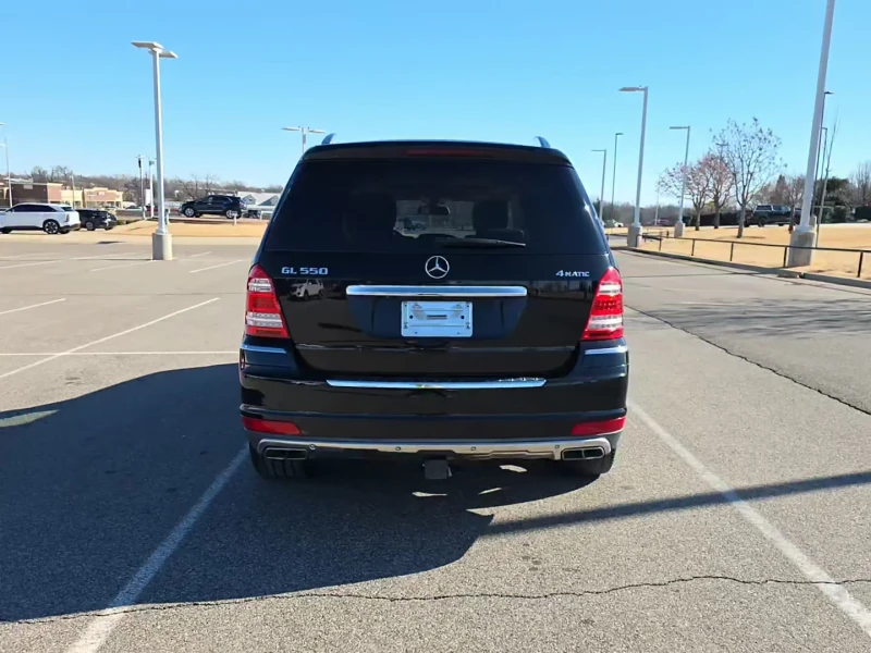 Mercedes-Benz GL 550 5.5 4MATIC * ФИКСИРАНА ЦЕНА* , снимка 3 - Автомобили и джипове - 53099546