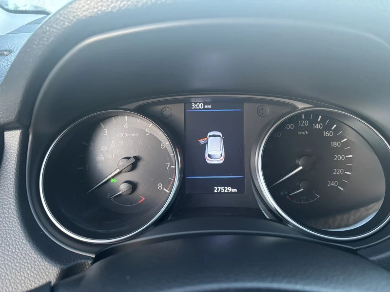 Nissan Qashqai 1.3 бензин Реални 27529 кл., снимка 13 - Автомобили и джипове - 53133053