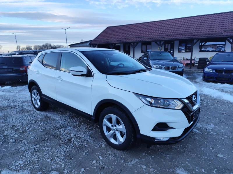 Nissan Qashqai 1.3 бензин Реални 27529 кл., снимка 3 - Автомобили и джипове - 53133053