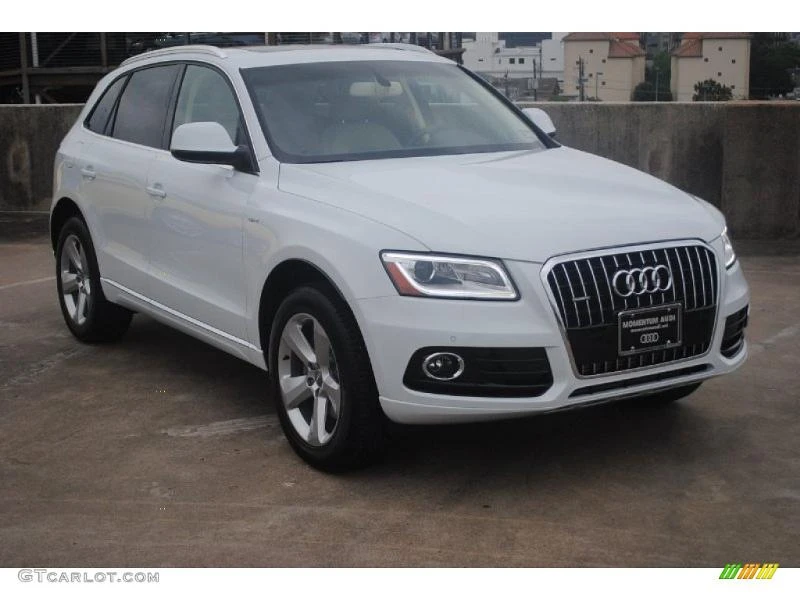 Audi Q5 2.0D/S Line, снимка 1 - Автомобили и джипове - 46891132