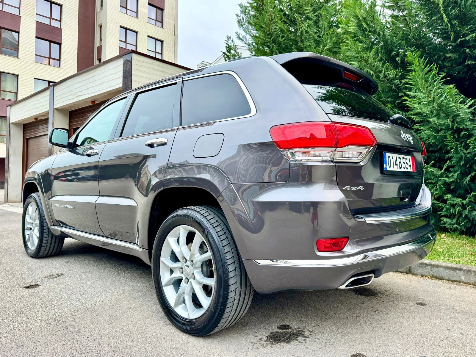 Jeep Grand cherokee 3.6 V6 SUMMIT DISTRONIK PANORAMA PODGREV OBDUHVANE - изображение 7