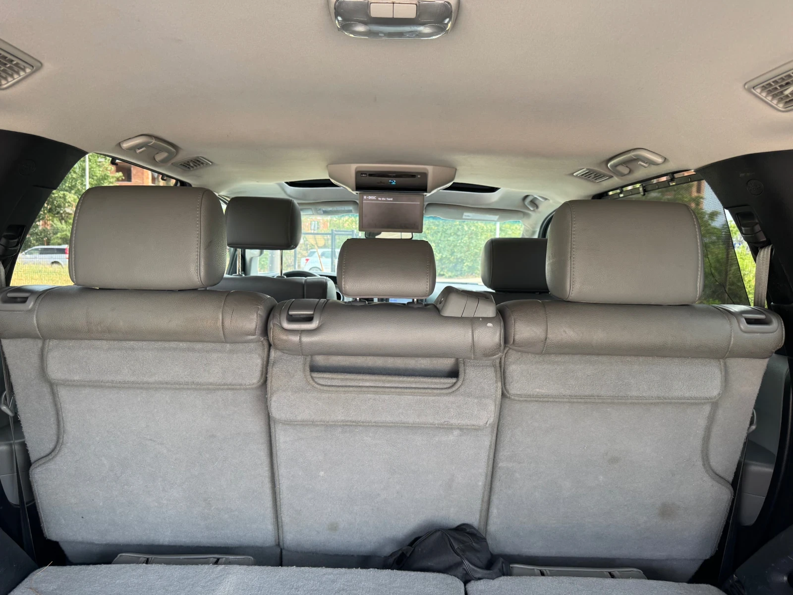 Toyota Sequoia Limited 5.7i V8 7+ 1 AWD LPG - изображение 10