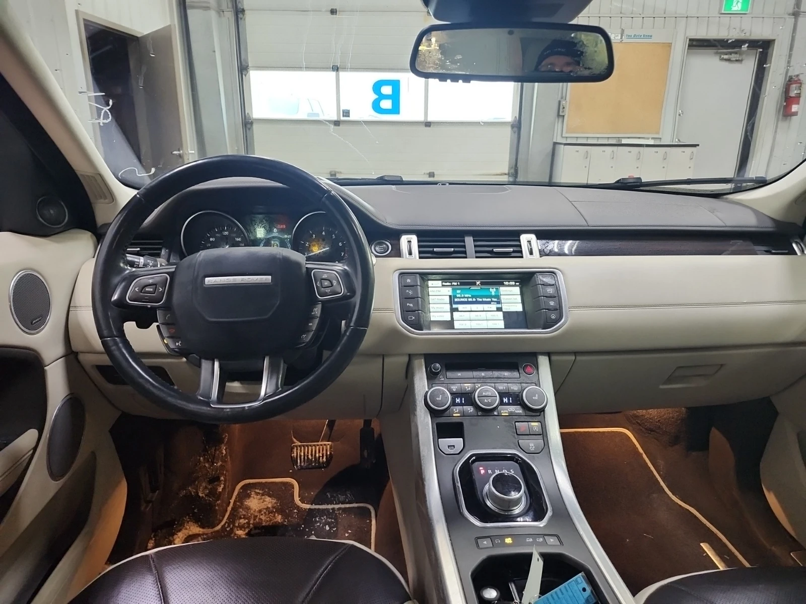 Land Rover Range Rover Evoque ПОДГРЕВИ* 2 КЛЮЧА* CARFAX, снимка 11 - Автомобили и джипове - 53815003
