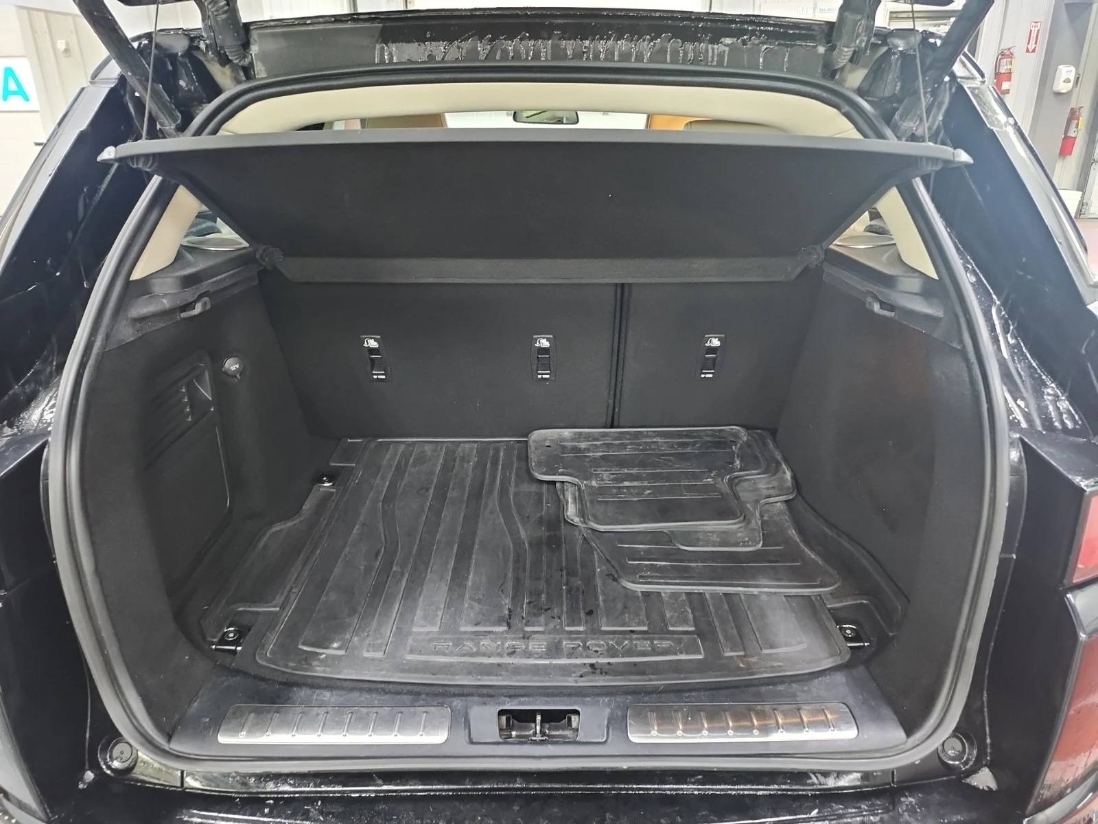 Land Rover Range Rover Evoque ПОДГРЕВИ* 2 КЛЮЧА* CARFAX, снимка 7 - Автомобили и джипове - 53815003