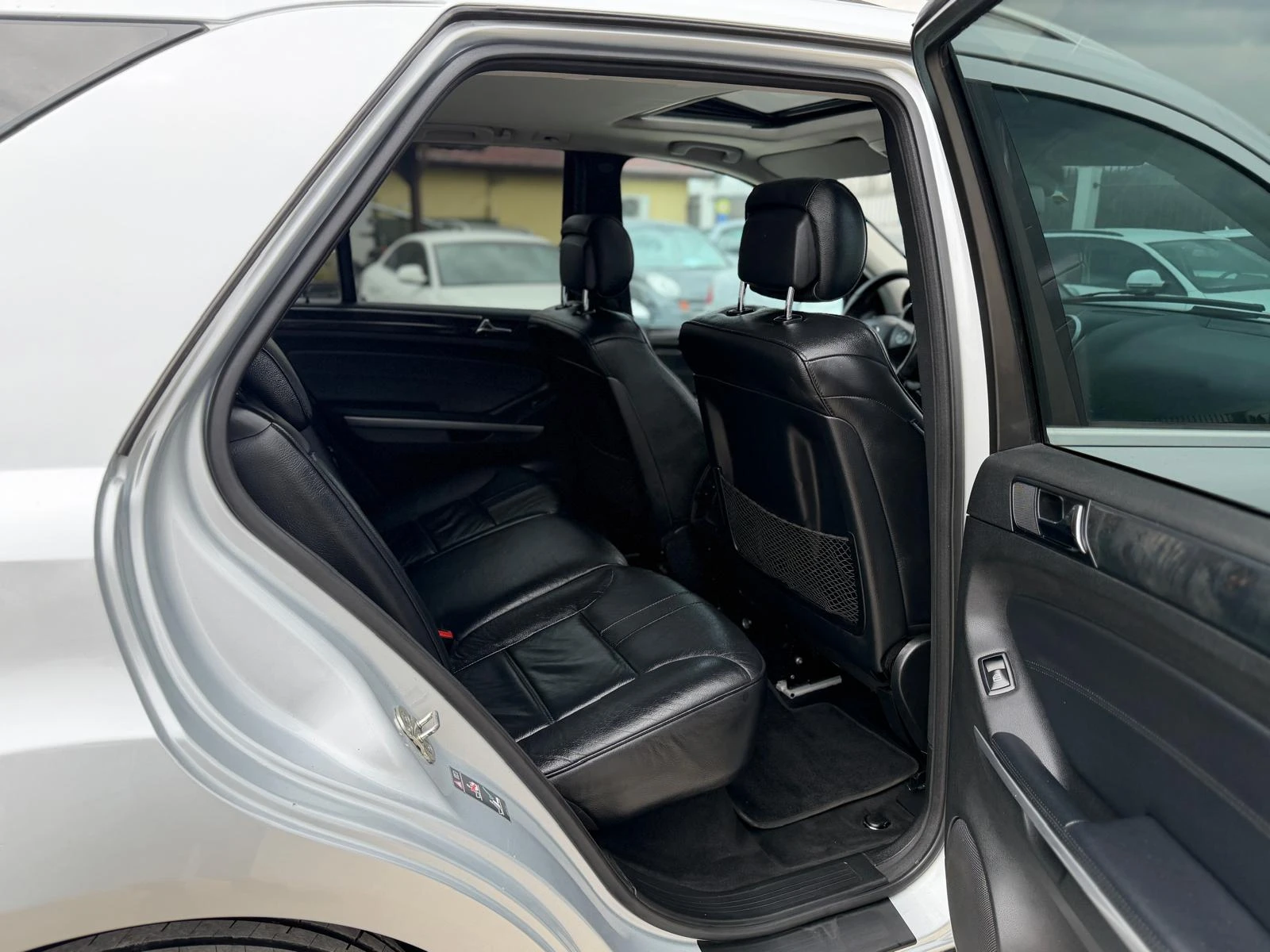 Mercedes-Benz ML 350 350 cdi Италия , снимка 15 - Автомобили и джипове - 53903020