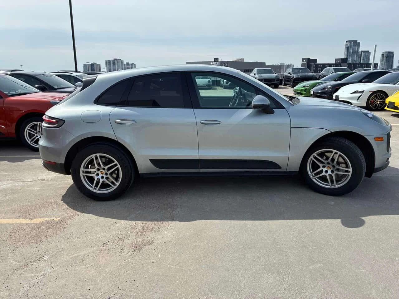 Porsche Macan * AWD* ПАНОРАМА* 360 КАМЕРА* ПОДГРЕВ, снимка 4 - Автомобили и джипове - 53994786