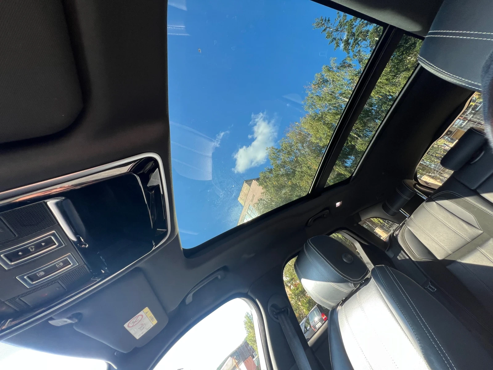 Land Rover Range Rover Velar, снимка 9 - Автомобили и джипове - 54194815