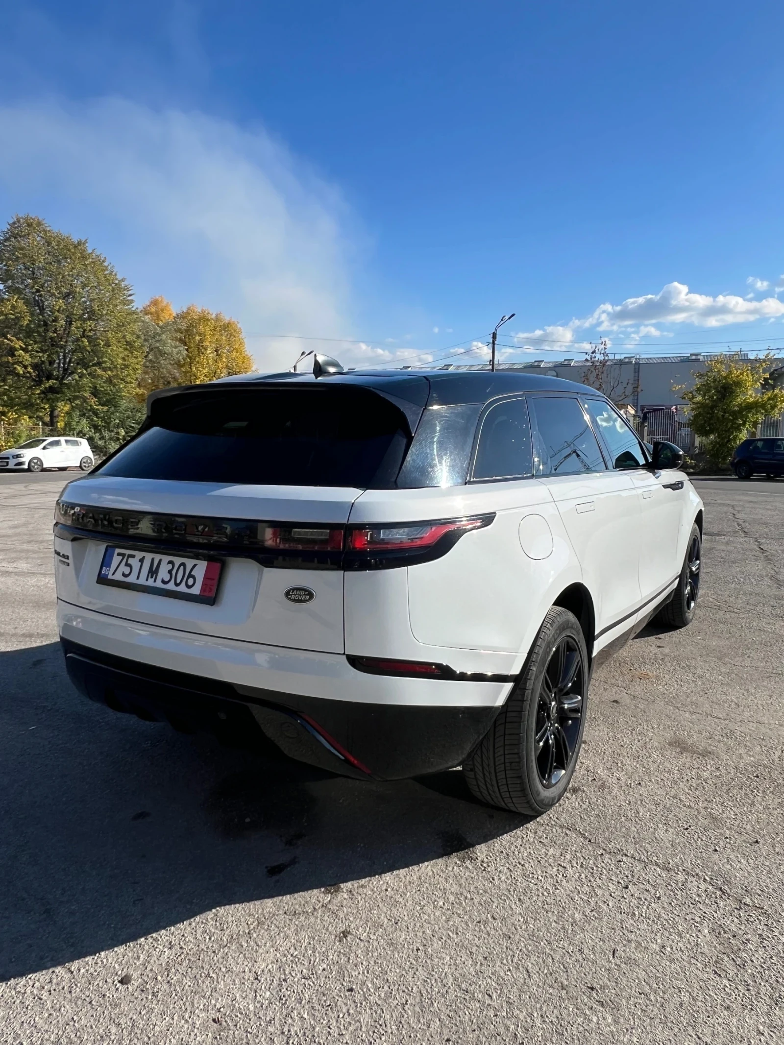 Land Rover Range Rover Velar, снимка 4 - Автомобили и джипове - 54194815