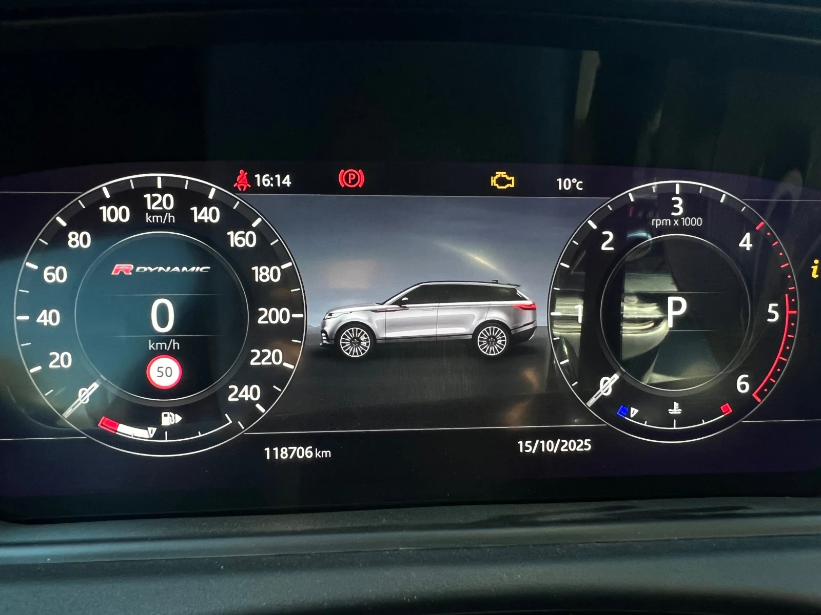 Land Rover Range Rover Velar, снимка 8 - Автомобили и джипове - 54194815