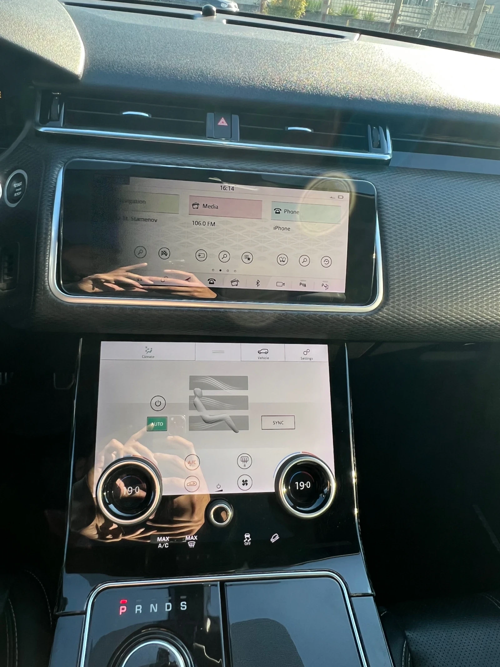 Land Rover Range Rover Velar, снимка 11 - Автомобили и джипове - 54194815