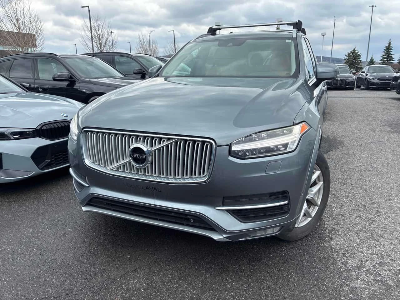 Volvo Xc90  T6 Inscription/ПОДГРЕВ/ПАНО/CARFAX/ФИНАНСИРАНЕ, снимка 6 - Автомобили и джипове - 54580936
