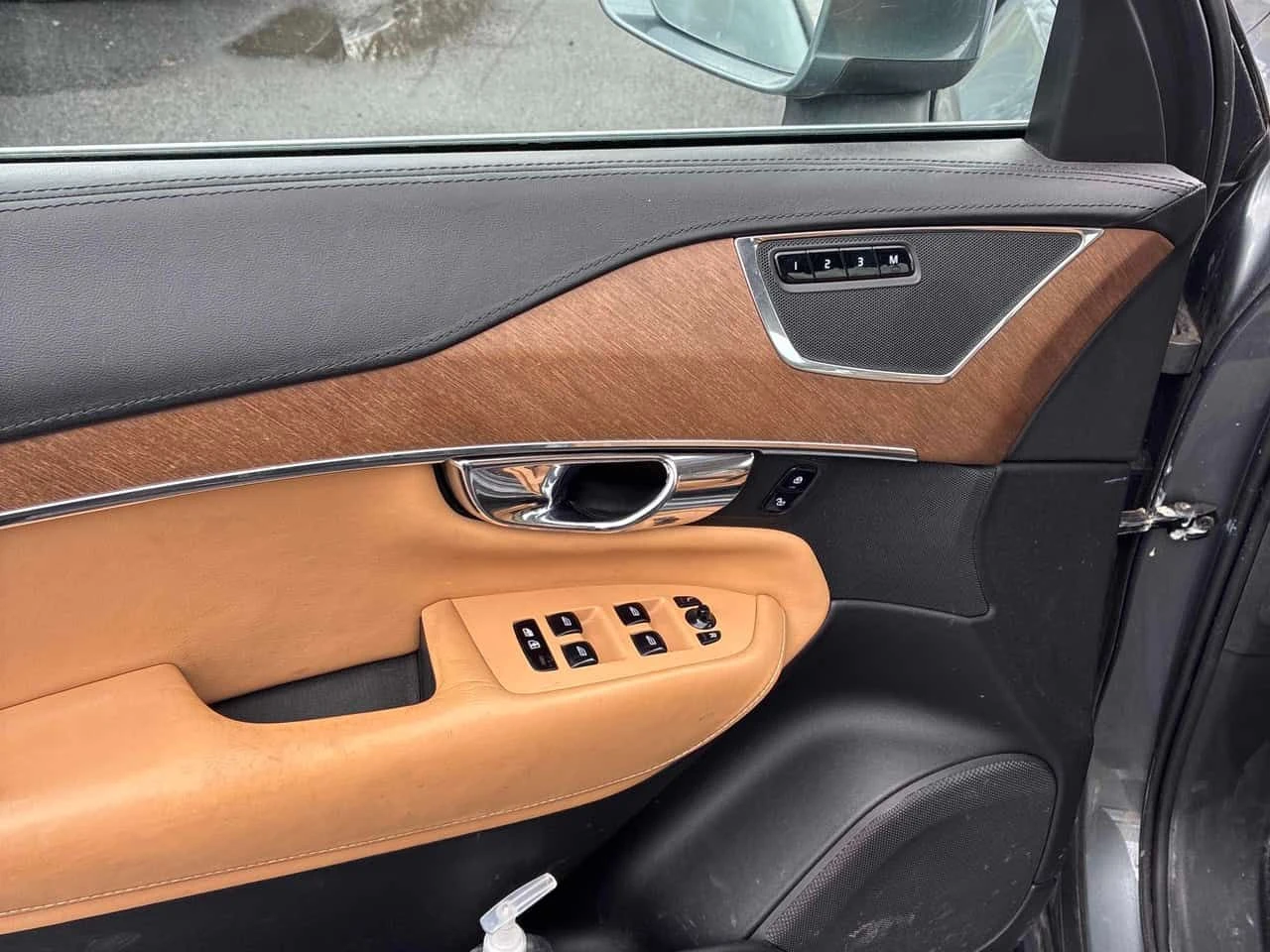 Volvo Xc90  T6 Inscription/ПОДГРЕВ/ПАНО/CARFAX/ФИНАНСИРАНЕ, снимка 11 - Автомобили и джипове - 54580936