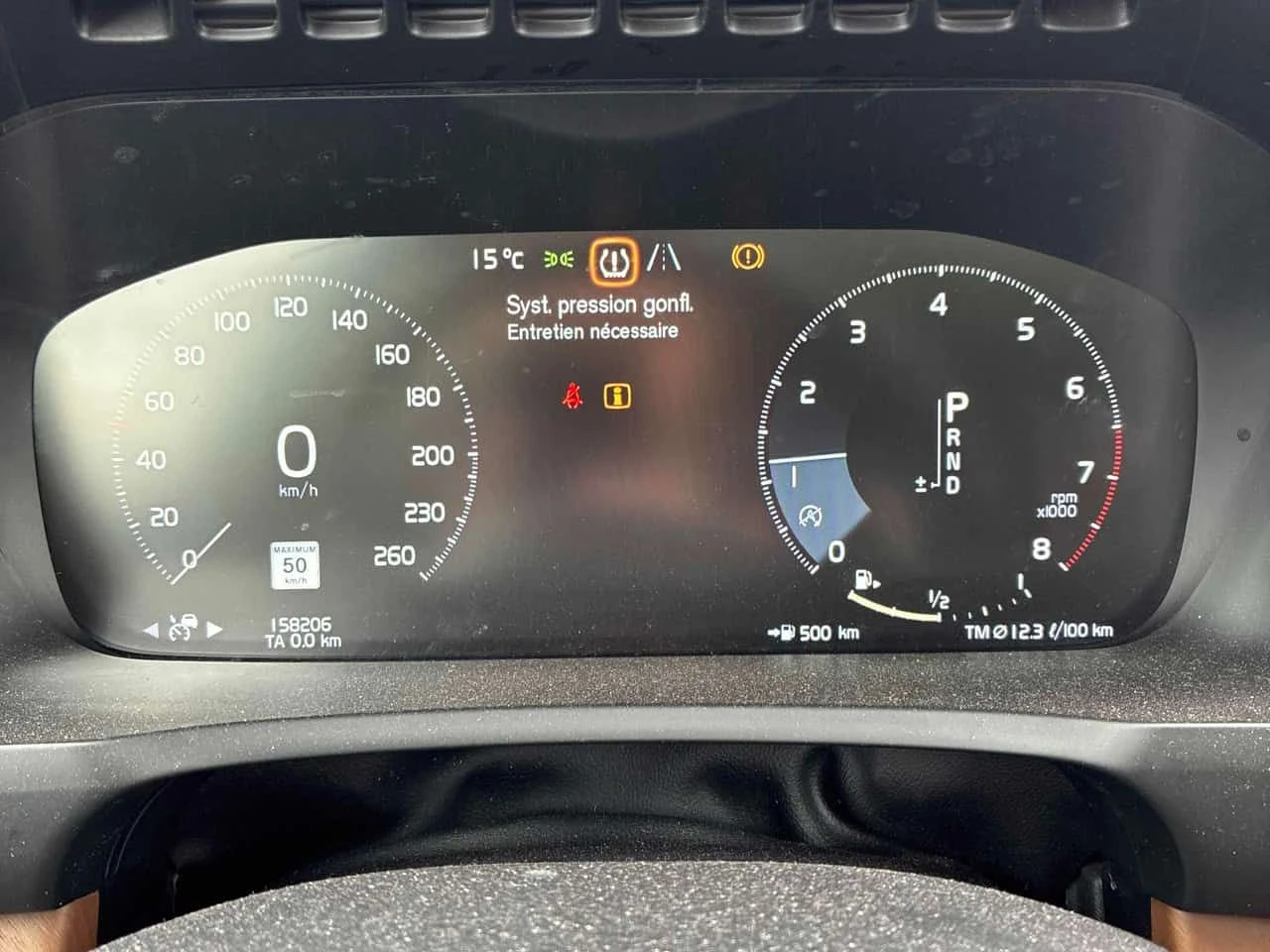 Volvo Xc90  T6 Inscription/ПОДГРЕВ/ПАНО/CARFAX/ФИНАНСИРАНЕ, снимка 8 - Автомобили и джипове - 54580936