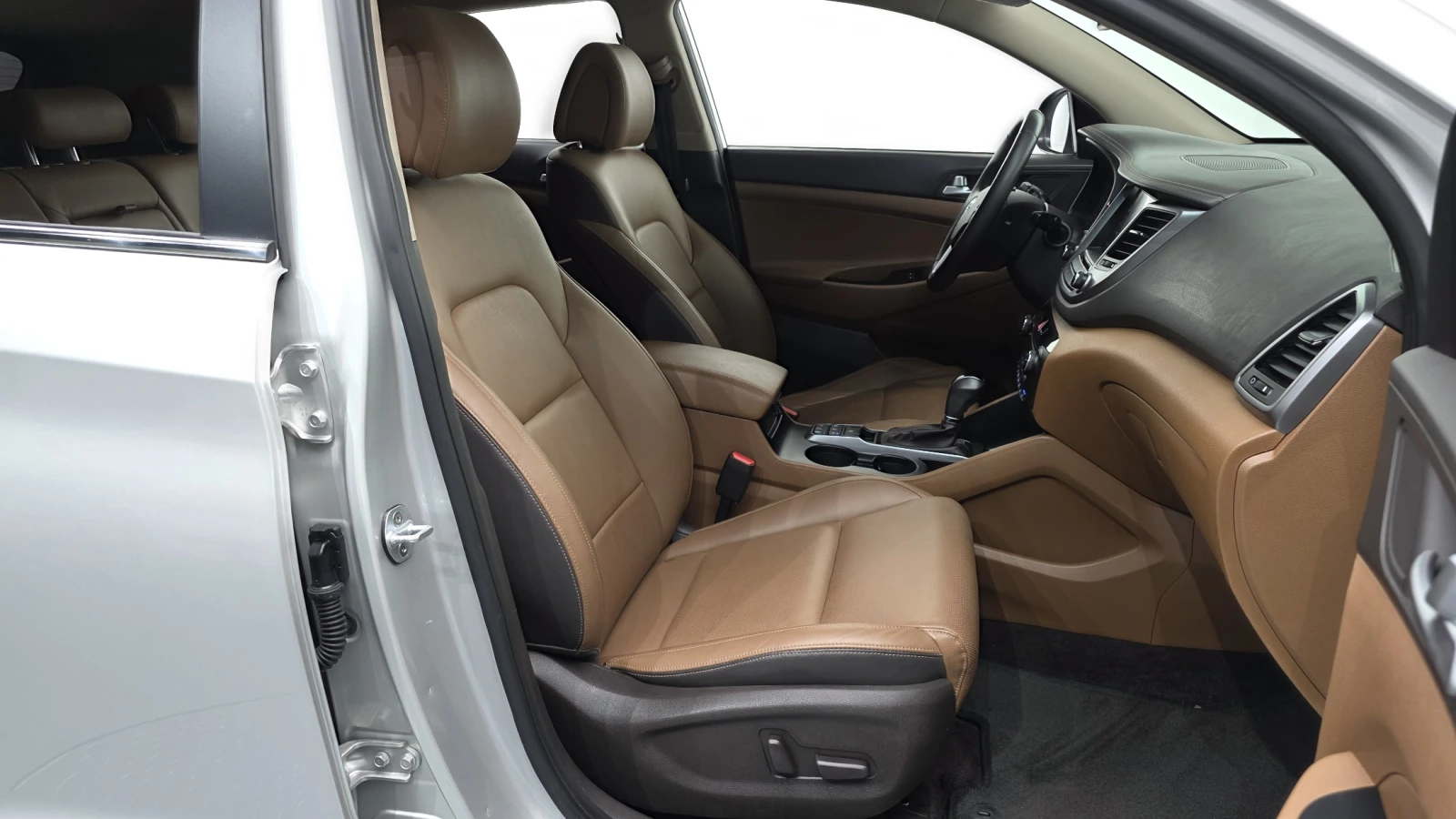 Hyundai Tucson 2.0 Premium ��. �������� ������ ����* encareu.com | Mobile.bg � ����������� 12