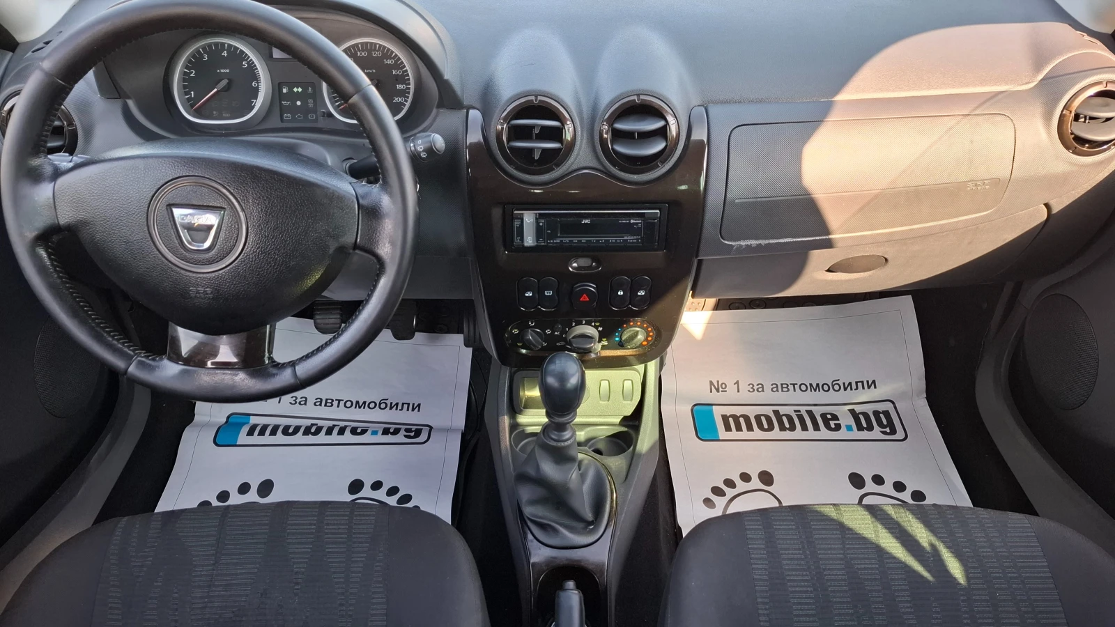 Dacia Duster 1.5 DCI, снимка 9 - Автомобили и джипове - 55577623
