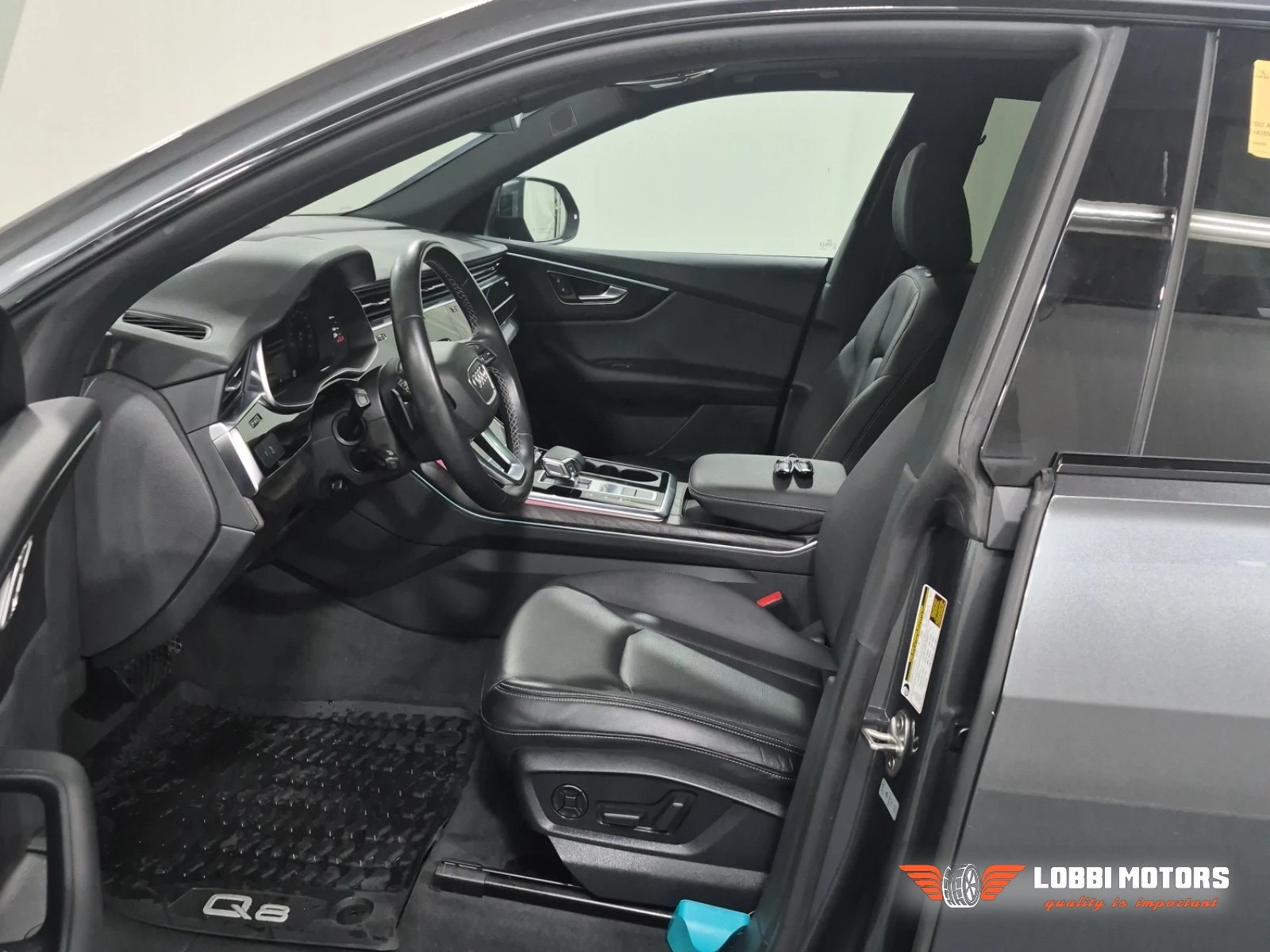 Audi Q8, снимка 5 - Автомобили и джипове - 56128958