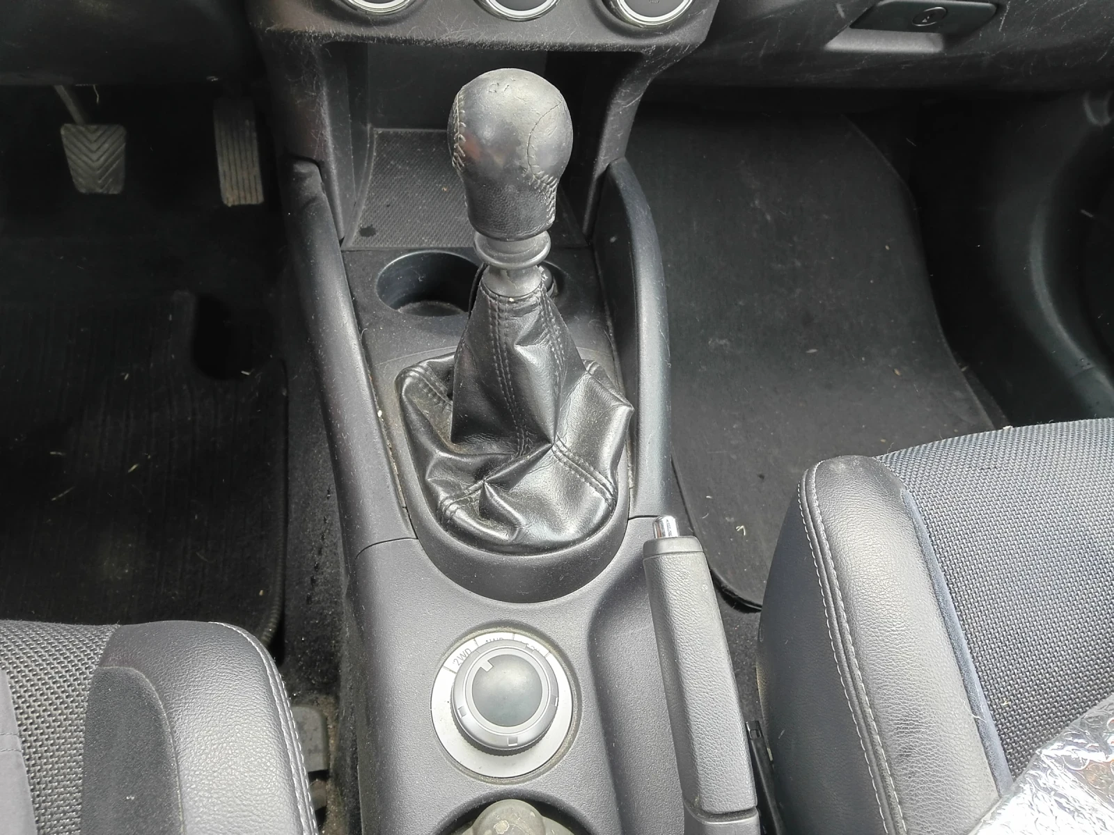 Citroen C-Crosser 2.2 hdi 6 c.k., снимка 12 - Автомобили и джипове - 56168152