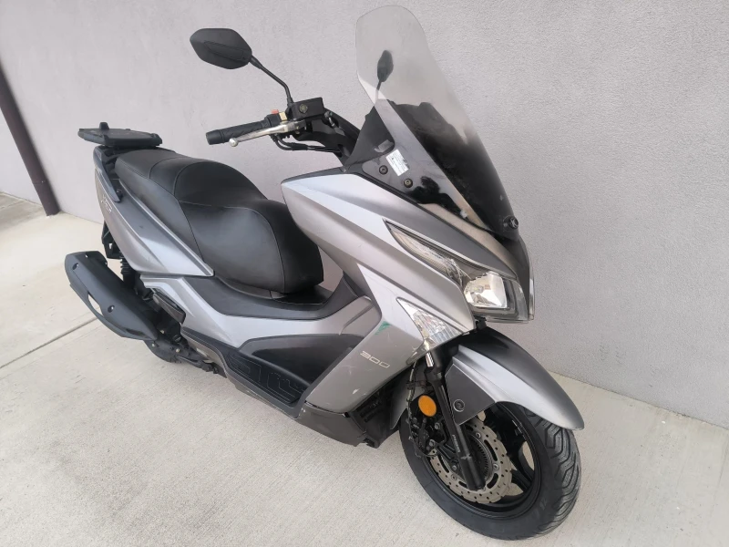 Kymco Downtown X-TOWN 300i , ABS, Нов внос Италия , снимка 2 - Мотоциклети и мототехника - 48590878