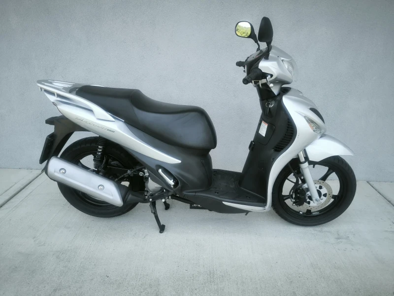 Suzuki Sixteen 150i, 14109 km, 2009 година