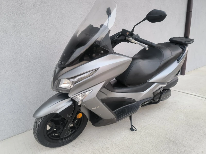 Kymco Downtown X-TOWN 300i , ABS, Нов внос Италия , снимка 7 - Мотоциклети и мототехника - 48590878