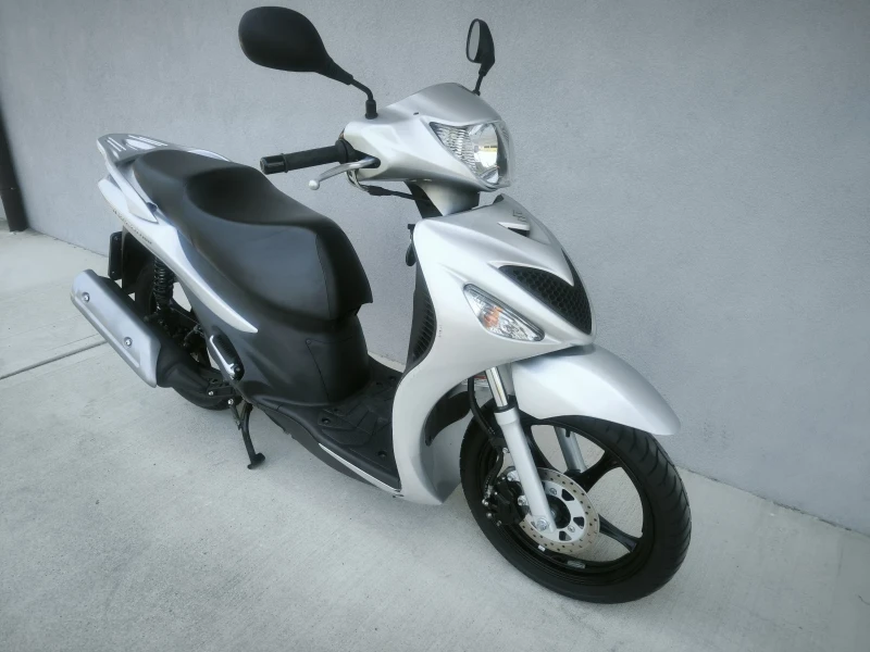 Suzuki Sixteen 150i, 14109 km, 2009 година, снимка 2 - Мотоциклети и мототехника - 48590878