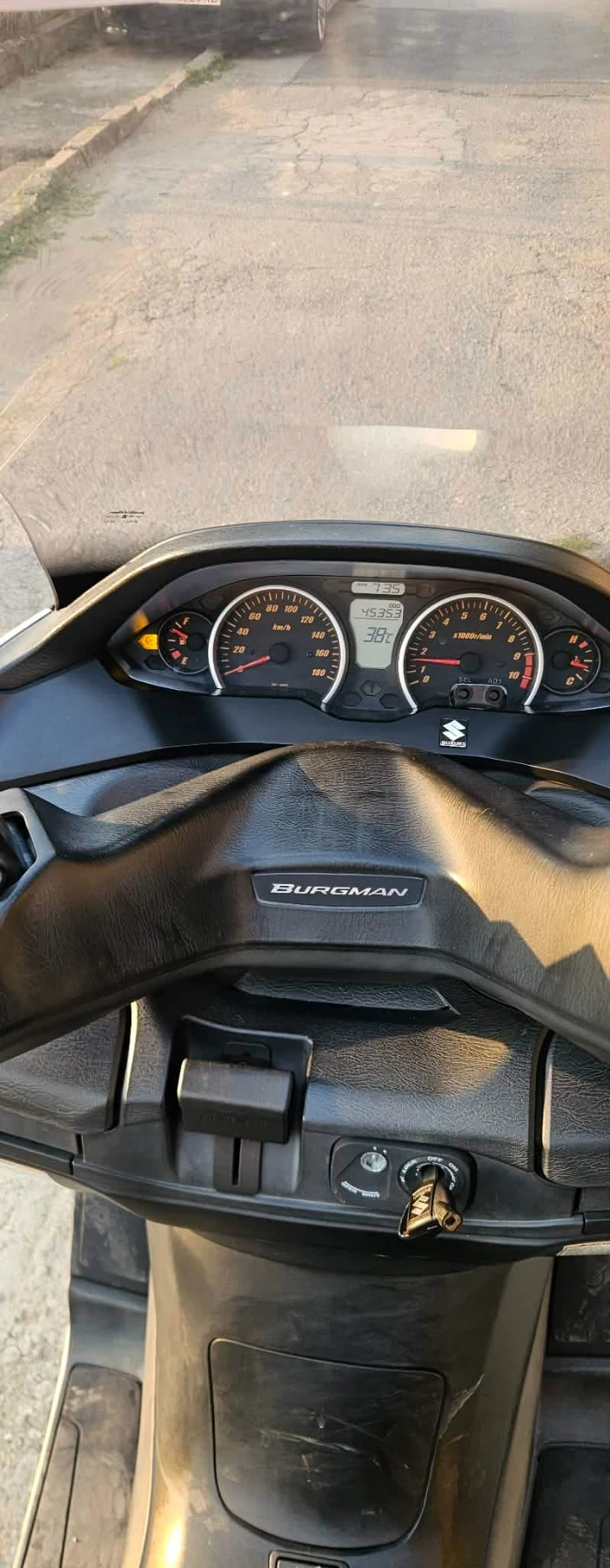 Suzuki Burgman Бъргман 400 2013г !! Абс !!, снимка 4 - Мотоциклети и мототехника - 55948871