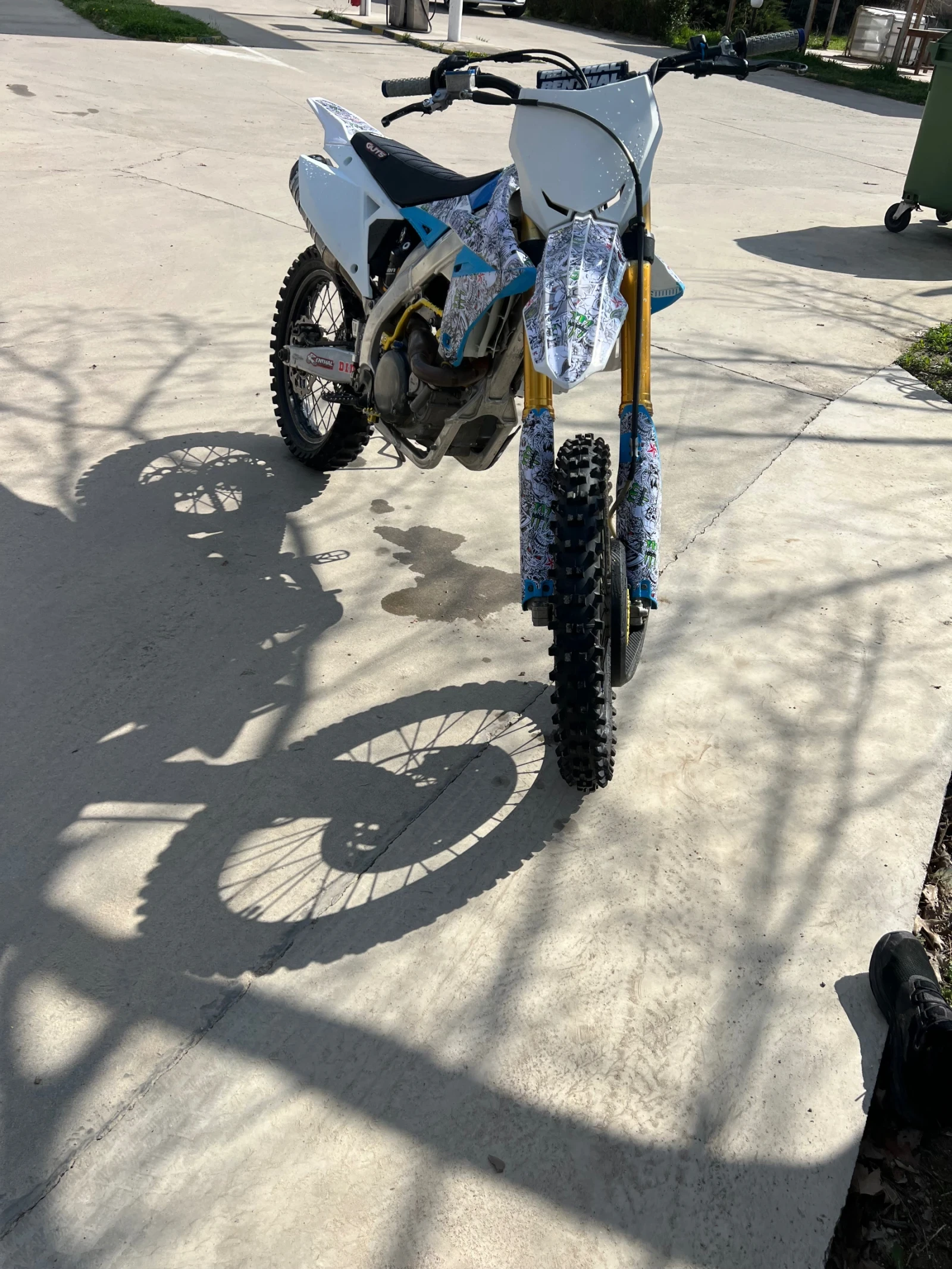 Suzuki Rmz