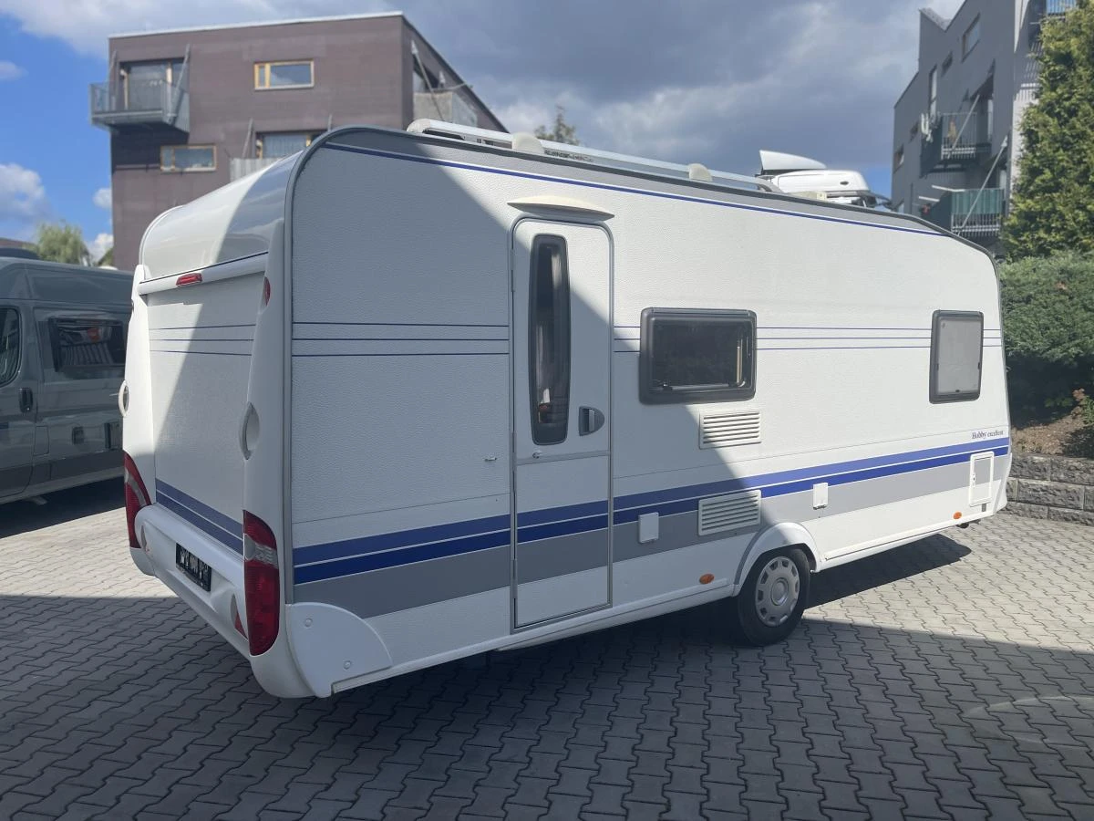 Каравана Hobby 500 KMFE, Фортсел, снимка 14 - Каравани и кемпери - 54206964