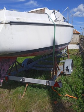 Обява за продажба на Ветроходна лодка Alden ~6 500 лв. - изображение 1