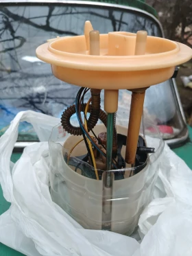 Електрическа горивна помпа  за голф 6 1.6 тди, снимка 1