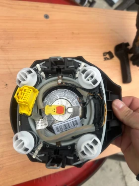 Airbag за Volkswagen Golf VI Hatchback (10.2008 - 02.2014), 4+1 вр., хечбек, снимка 2 - Части - 53471151