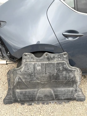 ����� �� �������� �� Vw Passat 2016� ���� ��� ������ 5Q0 825 236