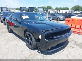 Dodge Challenger RT* 5.7L* , снимка 3