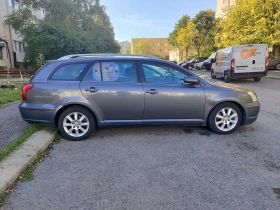 Toyota Avensis 2.2D4D, снимка 1