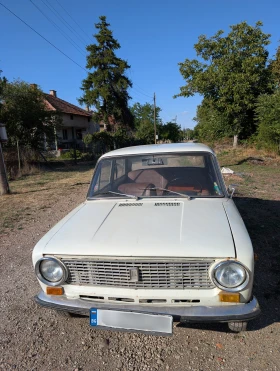 Lada 21011 | Mobile.bg    2