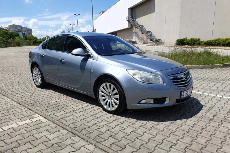Opel Insignia 2.0 CDTI/Автоматик/NAVI/* COSMO* , снимка 3 - Автомобили и джипове - 48813427