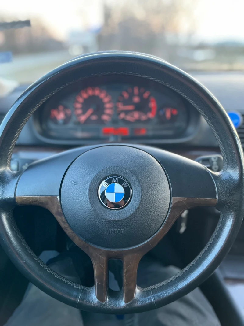 BMW 320 2.0d FACE, снимка 16 - Автомобили и джипове - 49228287