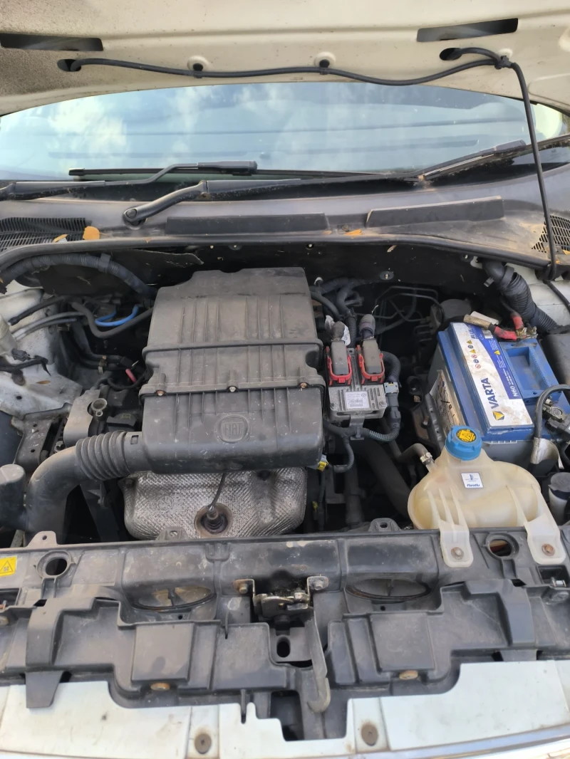 Fiat Punto EVO, снимка 6 - Автомобили и джипове - 52460670