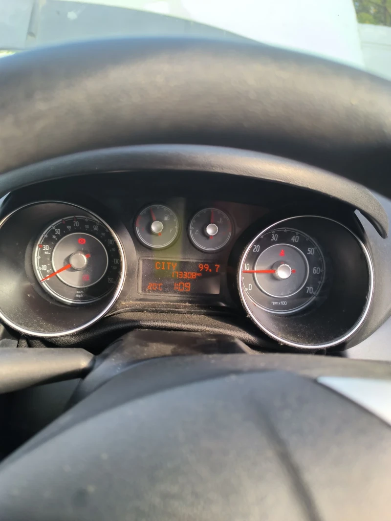 Fiat Punto EVO, снимка 5 - Автомобили и джипове - 52460670